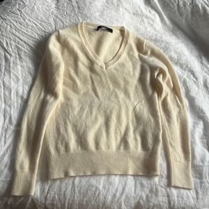 Quince xs cream cashmere sweater